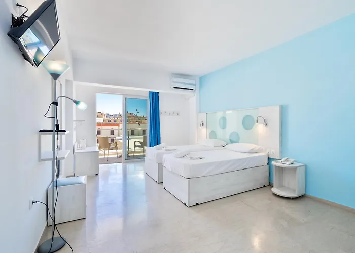 Santa Maria 3*